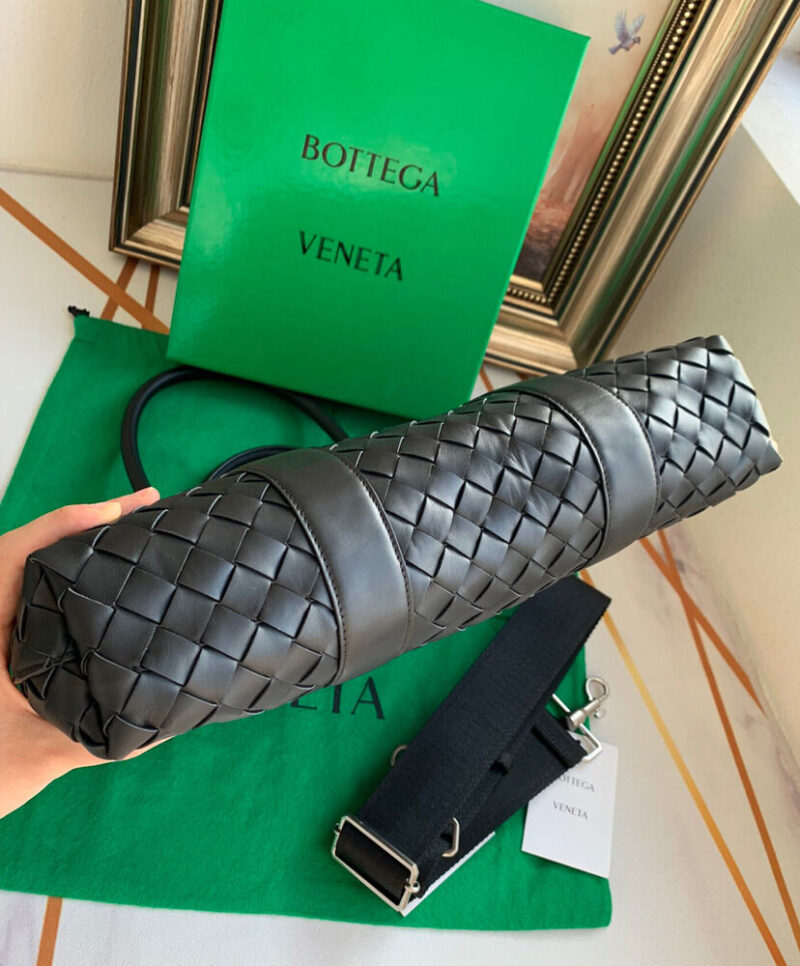 Bottega Veneta Slim Classic Intrecciato Briefcase 690702